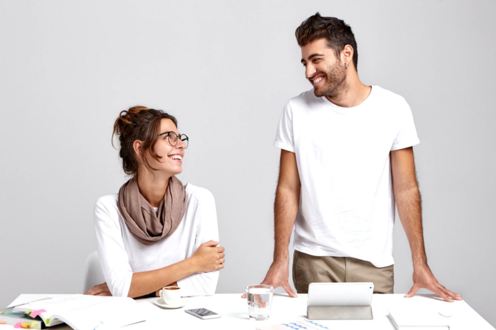 Configuración de software financiero en ordenador